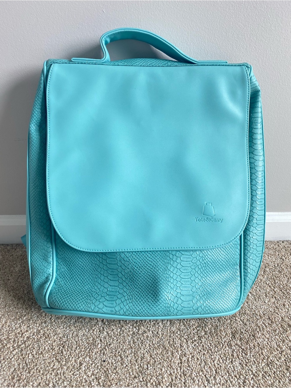 NWOT Tote & Carry Aqua Blue Travel Backpack